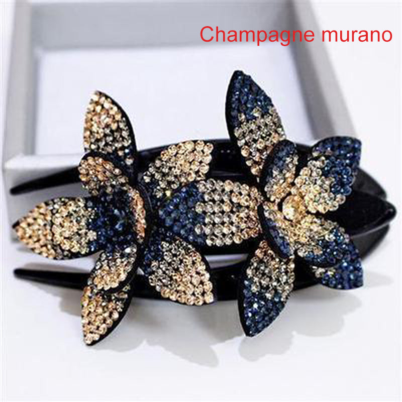 FERMAGLIO PER CAPELLI DOPPIO FIORE CON STRASS